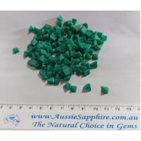 Green Pyramid Tumbling Media, 6mm, MEDIUM grade plastic, 1kg