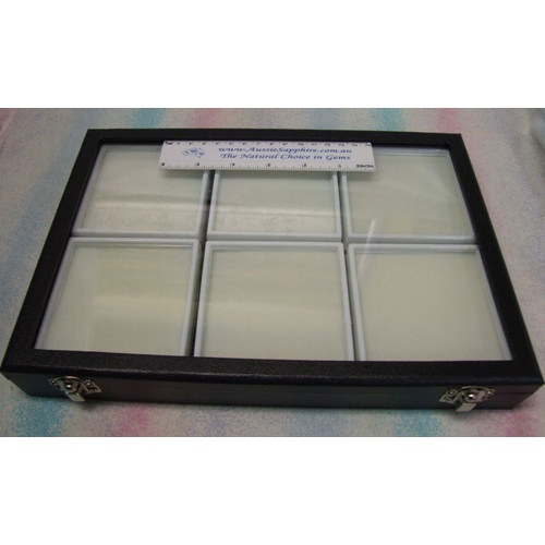 Glass Lid Display Case containing six (6) x 90mm white gem boxes [Type: Case]
